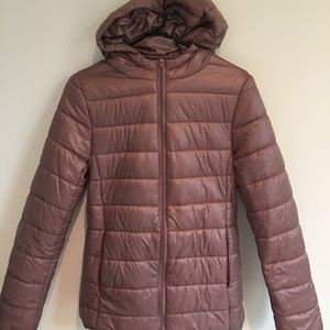 Bubble gum pink puffer ski jacket